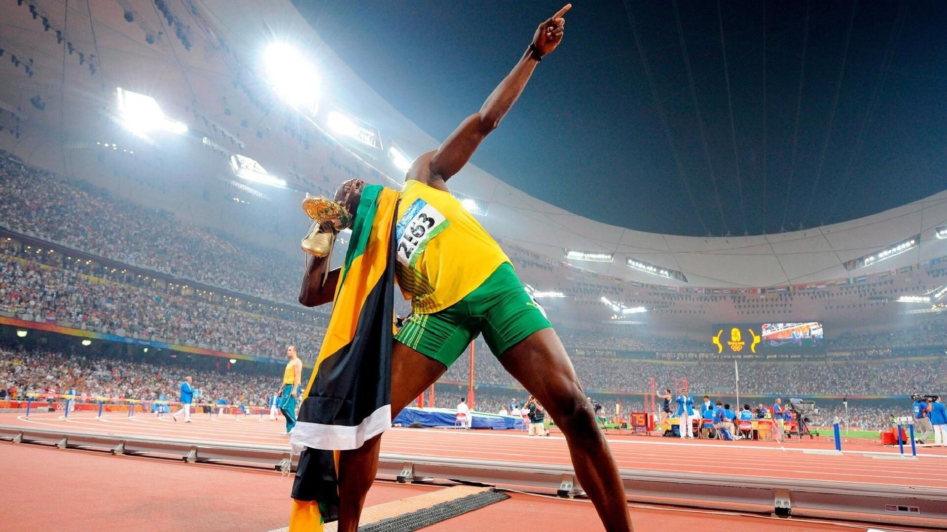 ac米兰足球官网-体育纪录片展现运动精神魅力，体育纪录片展现运动精神魅力的片段