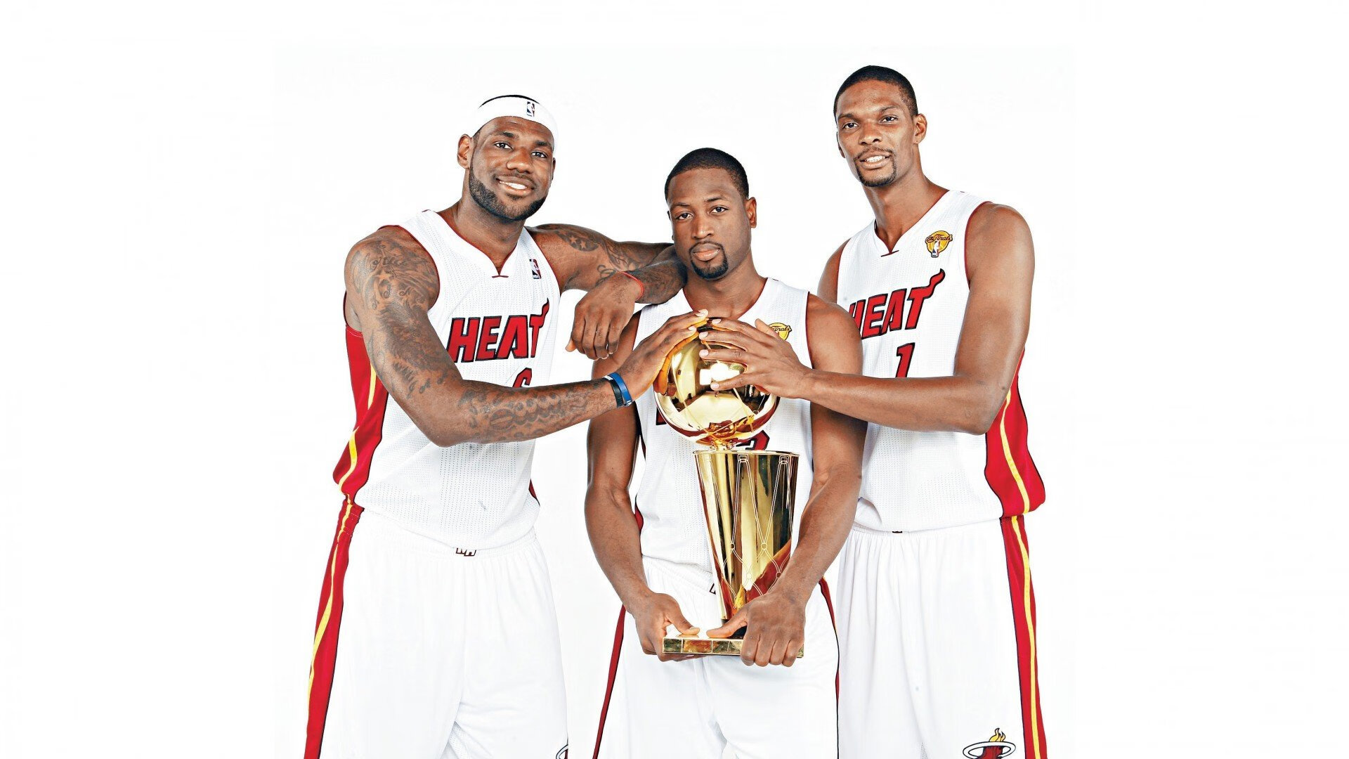 全国自由搏击职业赛之夜 多场KO震撼观众